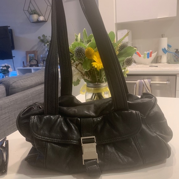 Black leather Kenneth Cole bag with red lining and silver hardware. - Picture 2 of 4